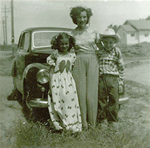 Daisy with her kids.