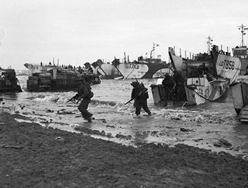 Normandy Invasion – Wikipedia.